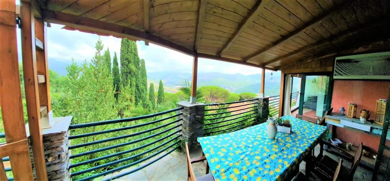 Casa Cristina 2C - Private Free Parking, Wi-Fi Apartment Casarza Ligure Italy