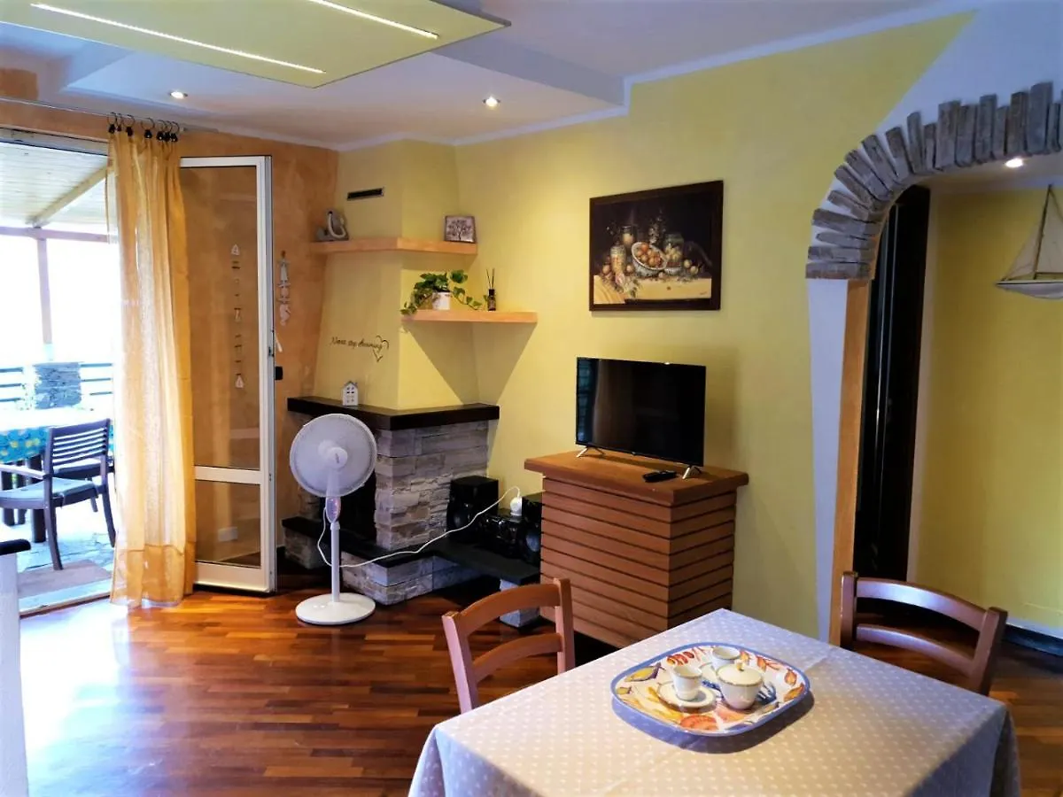 Appartement Casa Cristina 2C - Private Free Parking, Wi-Fi à Casarza Ligure